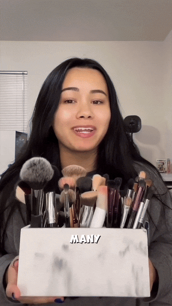 FRAIS ™ - “ The Make Up Brush Cleaner”